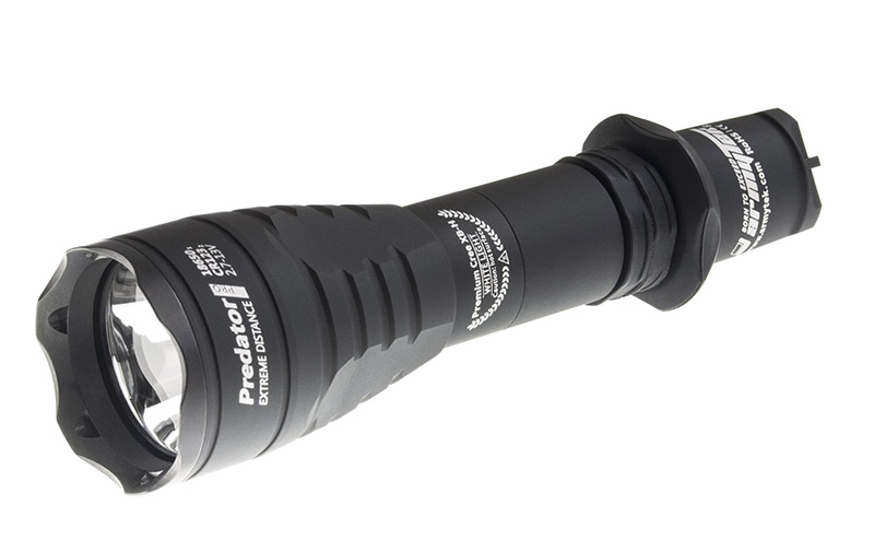 Armytek Predator Pro v3 XB-H Теплый свет (660LED lm, 370m)