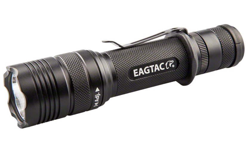 EagleTac T200C2 KIT XP-L HI V3 (1x 18650/ 2x CR123A, 960lm, 336