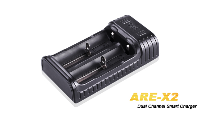 Зарядное устройство Fenix ARE-X2 (ЗУ+Powerbank)