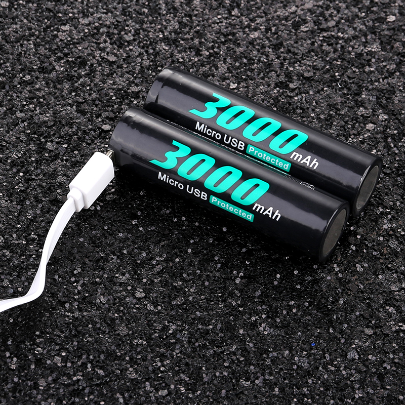 Аккумулятор Li-Ion Soshine 18650USB-3.7-3000 (длина 69,3 мм, 3,6/4,2 В, 5 А, 3000 мАч, ЗУ microUSB)