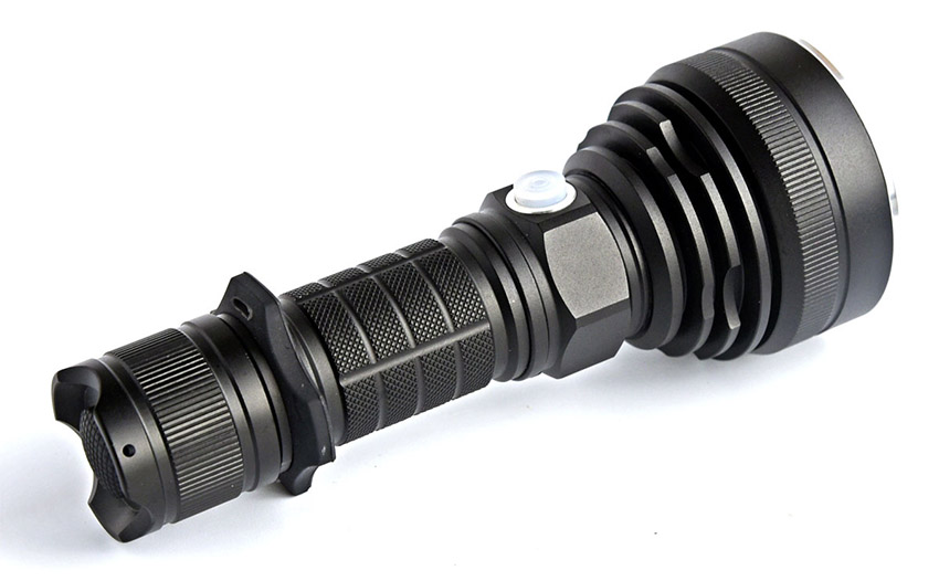 Soshine TC8 USB (900 lm, 26650/18650, 500m)