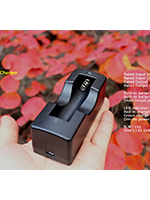 XENO C1M зарядное устройство для 18650